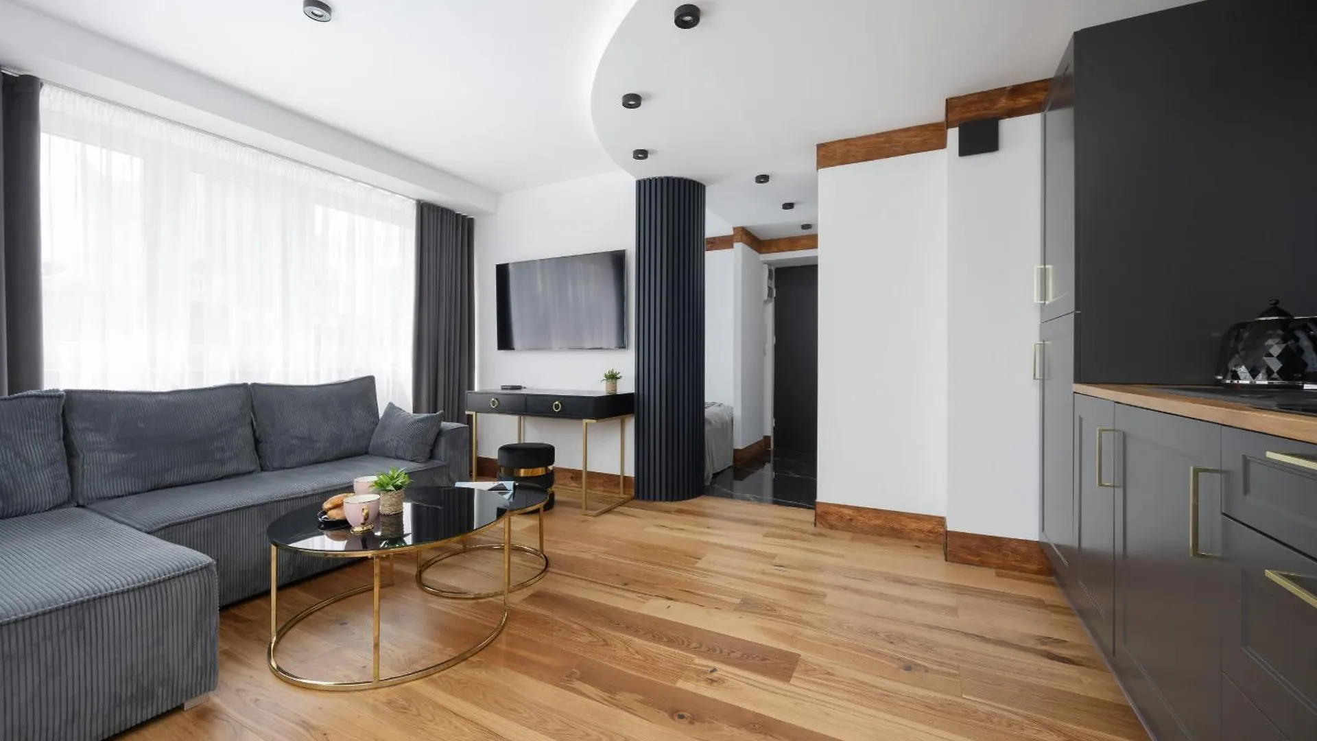 Warsaw Center Elegant Studio With City View By Noclegi Renters Апартаменты